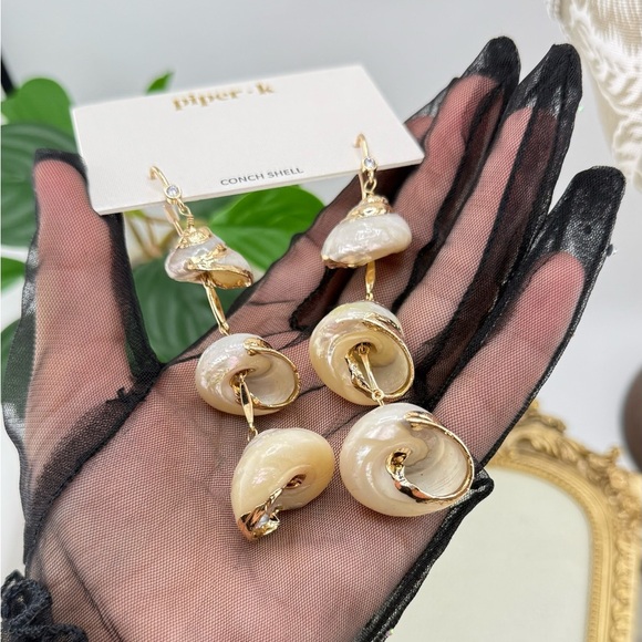 Piper-K Conch Shell Drop Earrings – Natural Beach Glam - Picture 7 of 10